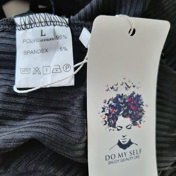 DO MY SELF Womens Jumpsuit Size Large Black Ribbed Knit One Piece Cropped - Picture 8 of 8